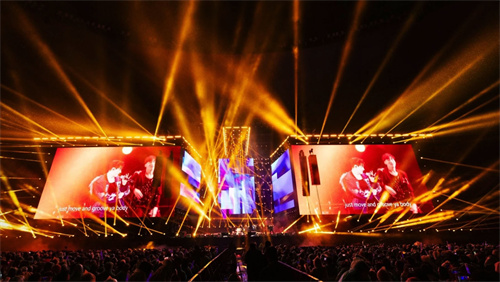 Mobile Stage Machine